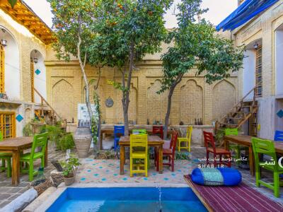 اقامتگاه "عمارت هفت رنگ" اتاق سنگ سیاه