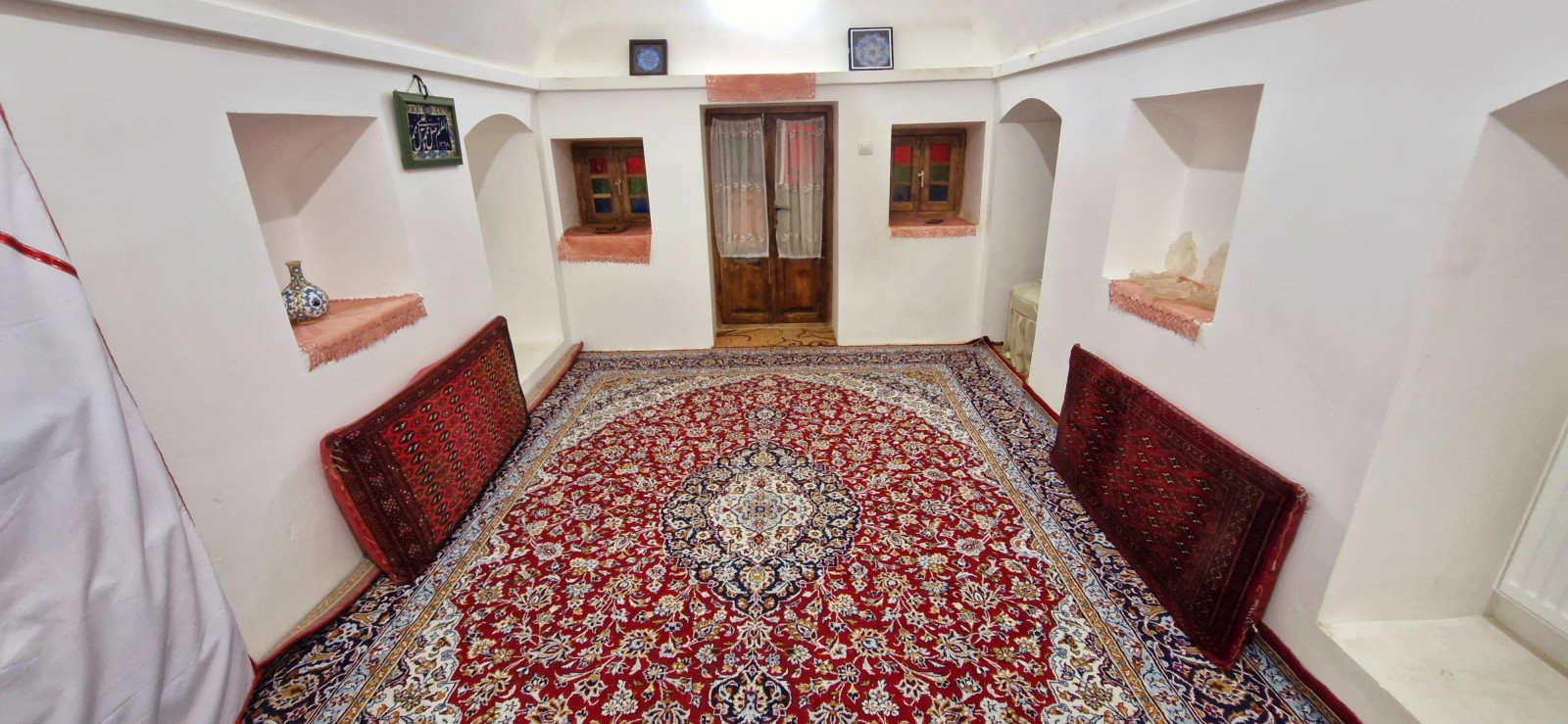 اتاق مسافر کویر