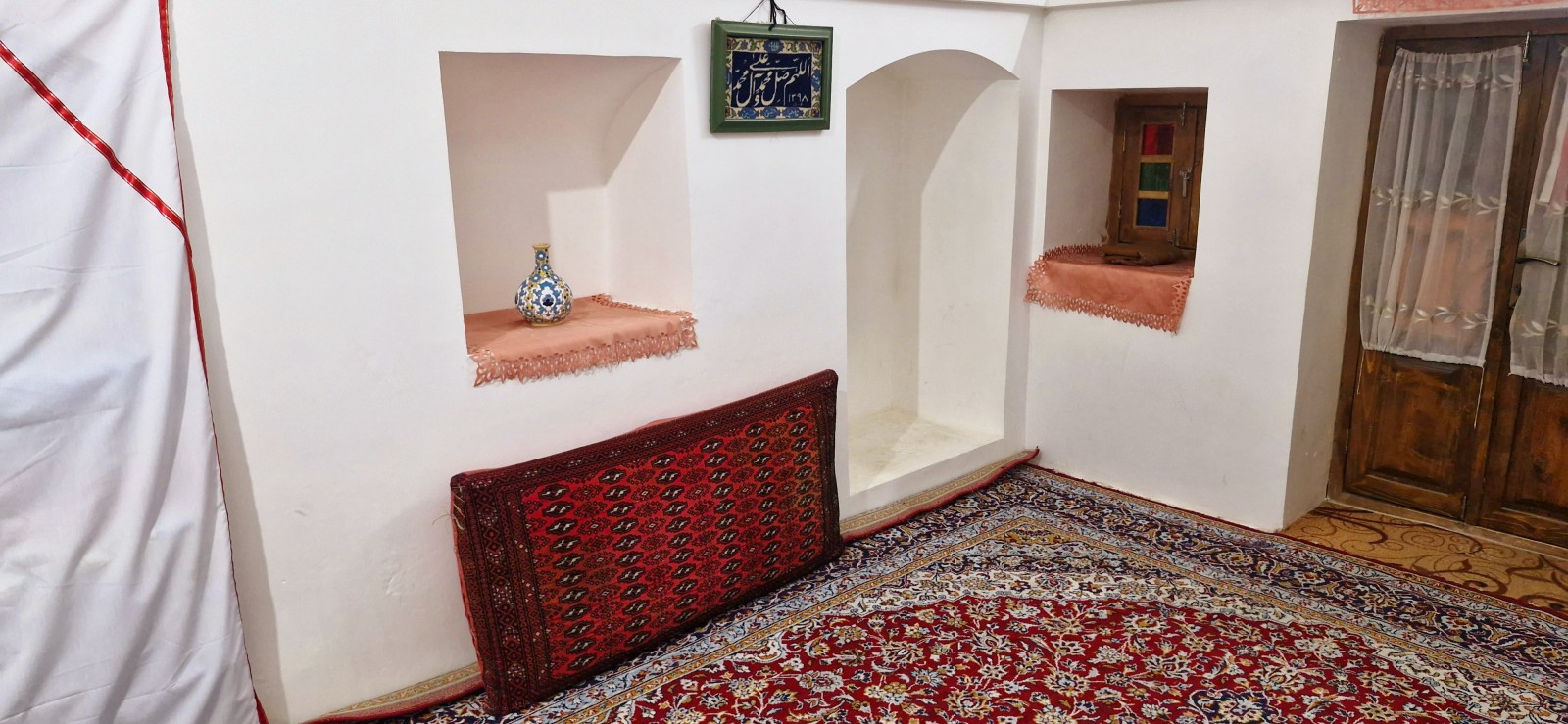 اتاق مسافر کویر