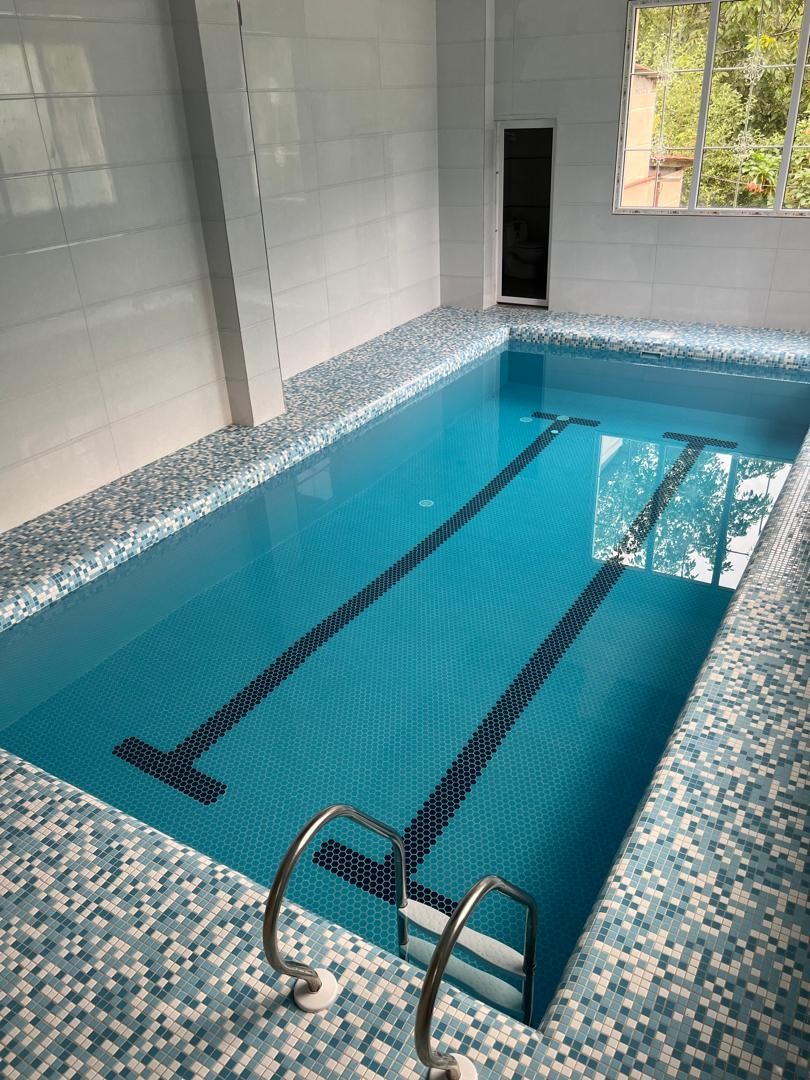 استخر استخر