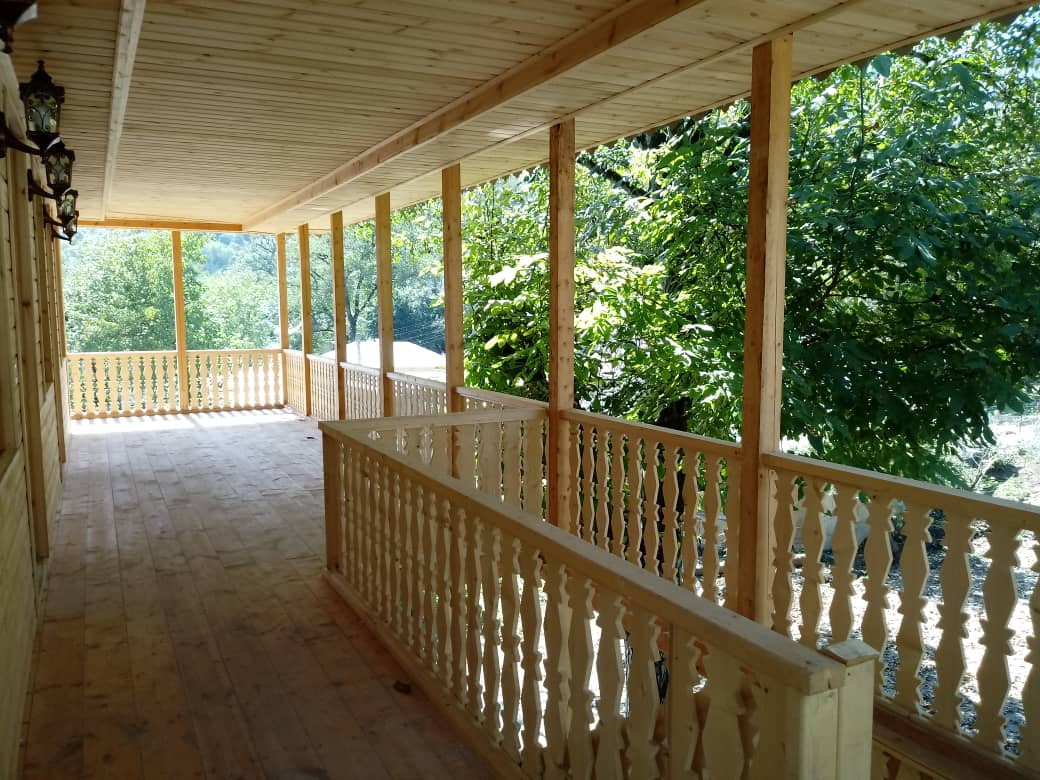 بالکن زیبا بالکن زیبا