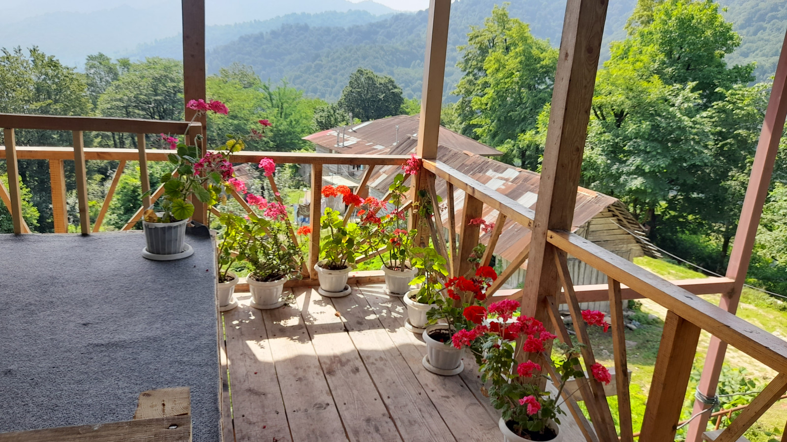 ویوی تراس ساختمان