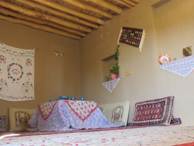 اقامتگاه بومگردی "مهکده" (اتاق 2 همکف)