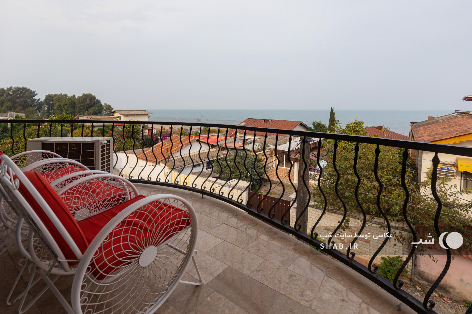 ویوی بالکن ویوی بالکن