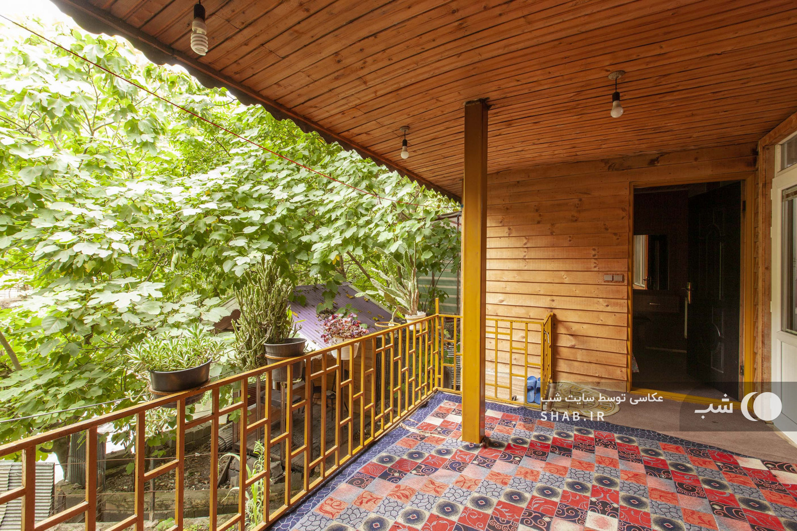 ویوی بالکن ویوی بالکن