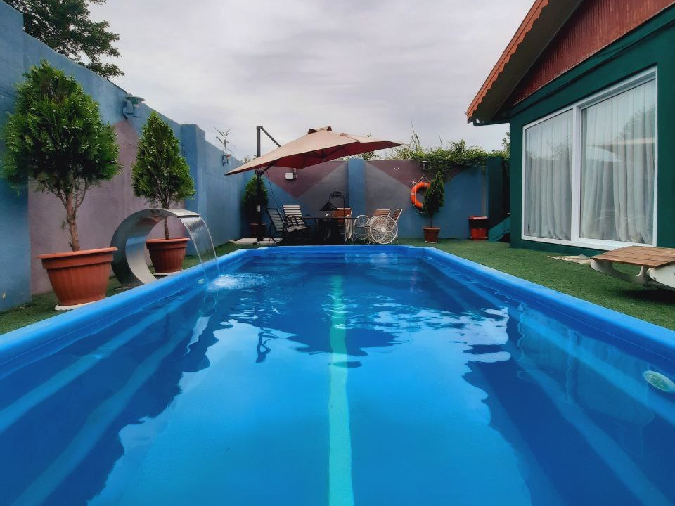 استخر استخر