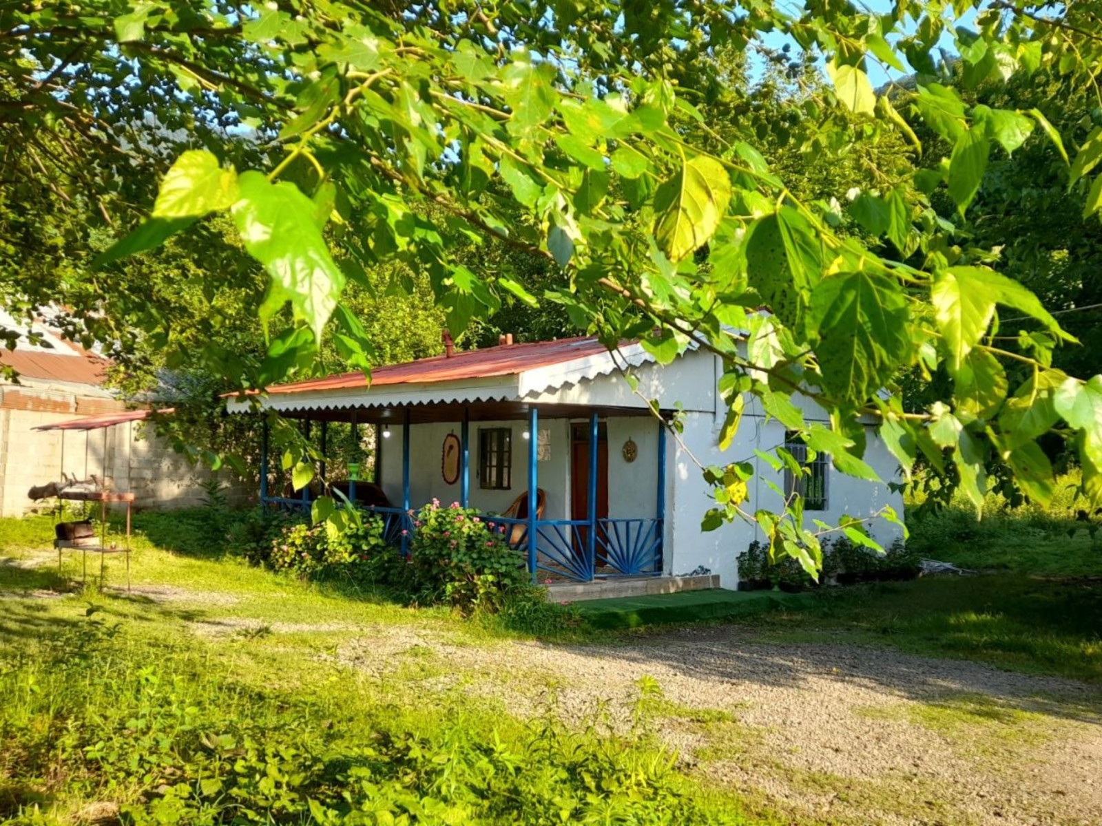 نمای بیرونی ساختمان نمای بیرونی ساختمان