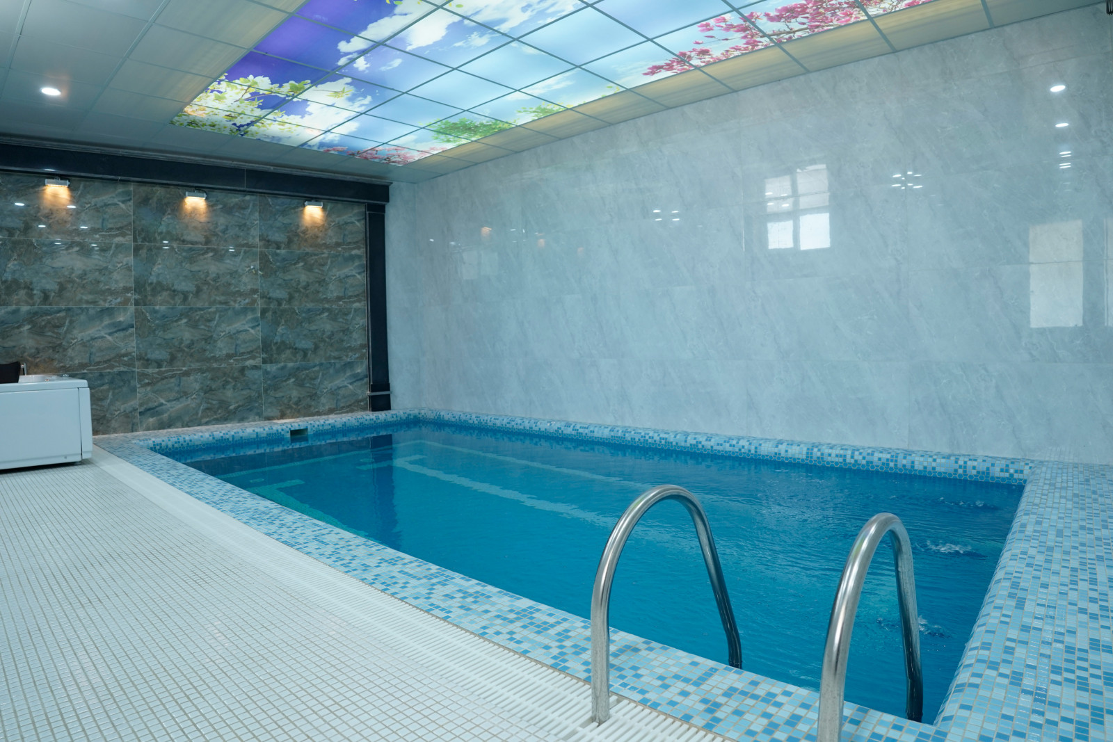 استخر استخر