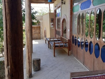 اقامتگاه بومگردی خورزن (واحد تیرچوبی)
