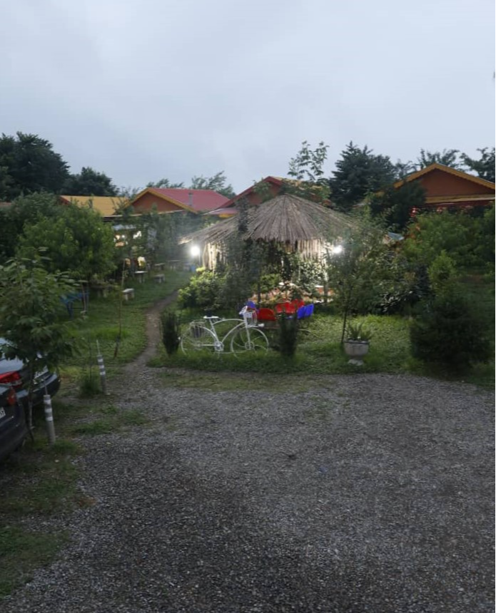 محوطه حیاط محوطه حیاط