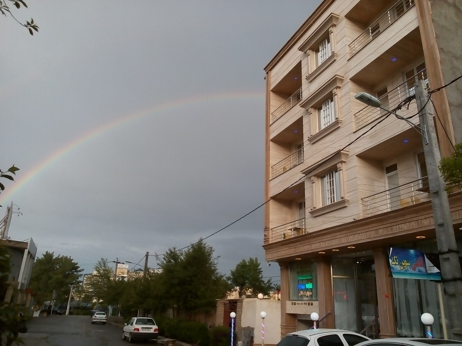 نمای ساختمان