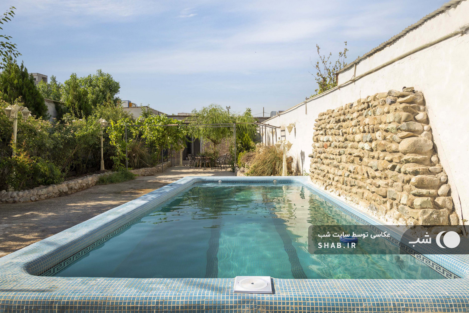 حیاط و استخر حیاط و استخر