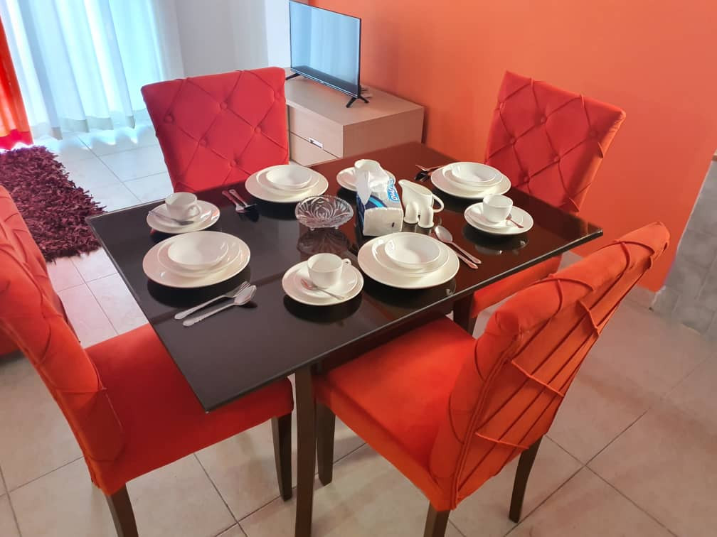 میز غذاخوری