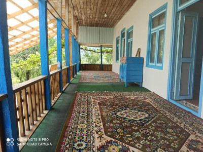 خانه پدری سنتی زیبا