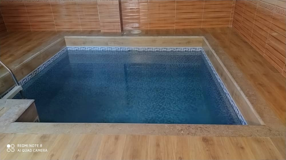 استخر استخر