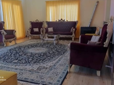 استخردار دربست با تراس رو به شالیزار