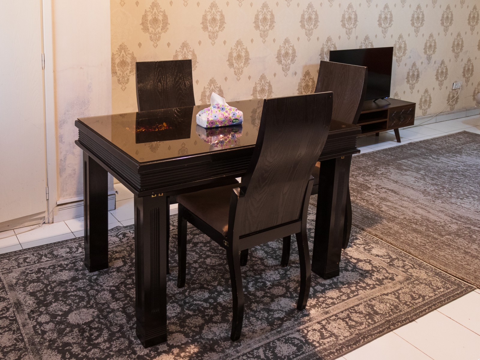 میز ناهارخوری