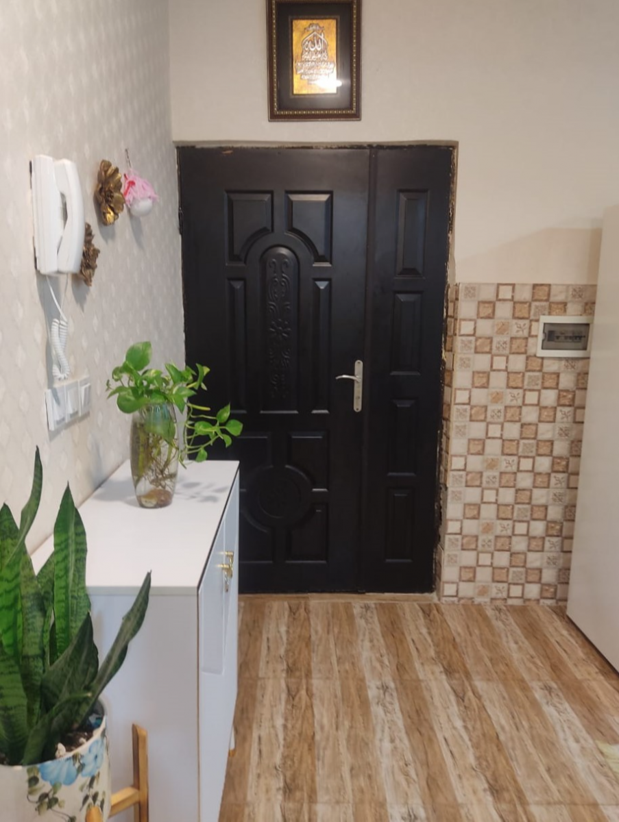 درب ورودی واحد