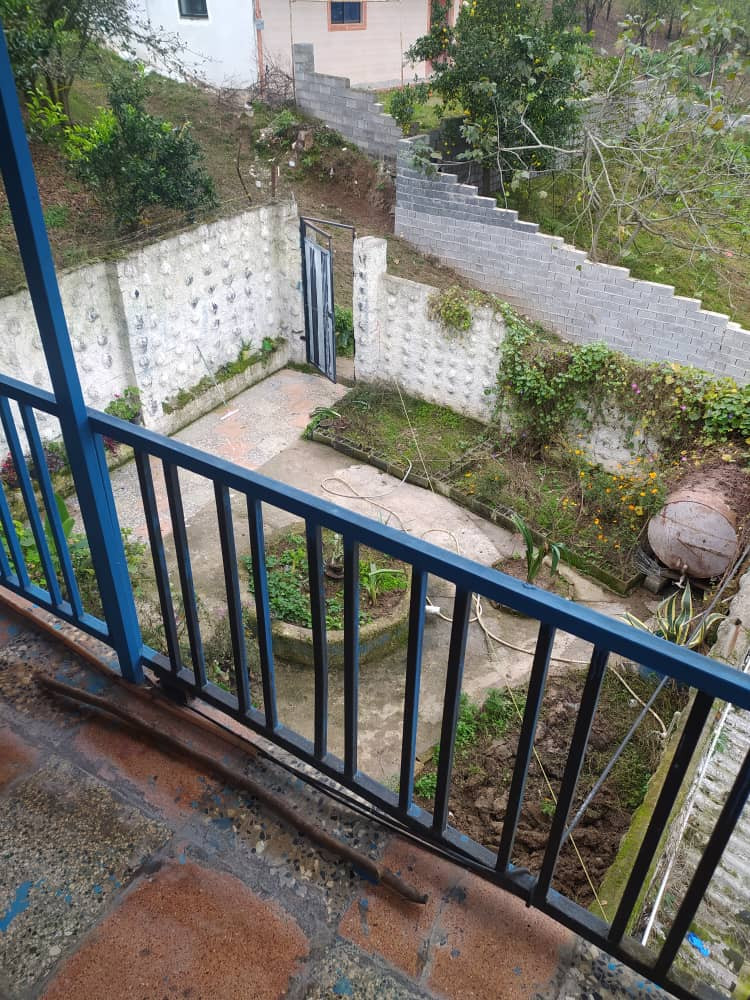 تراس و حیاط تراس و حیاط