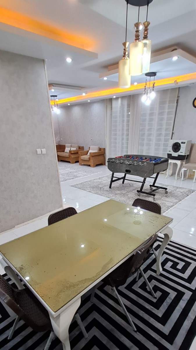 میز ناهارخوری