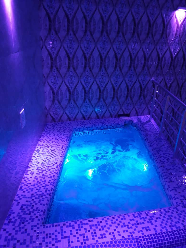 جکوزی جکوزی