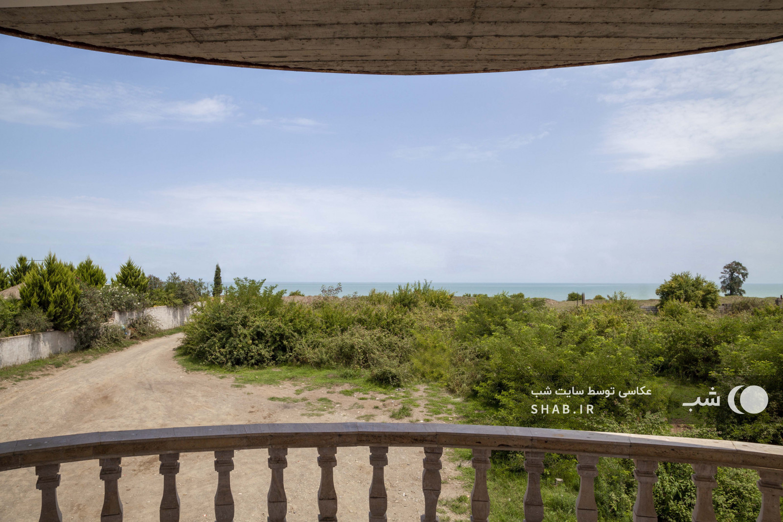 تراس و ویوی دریا تراس و ویوی دریا