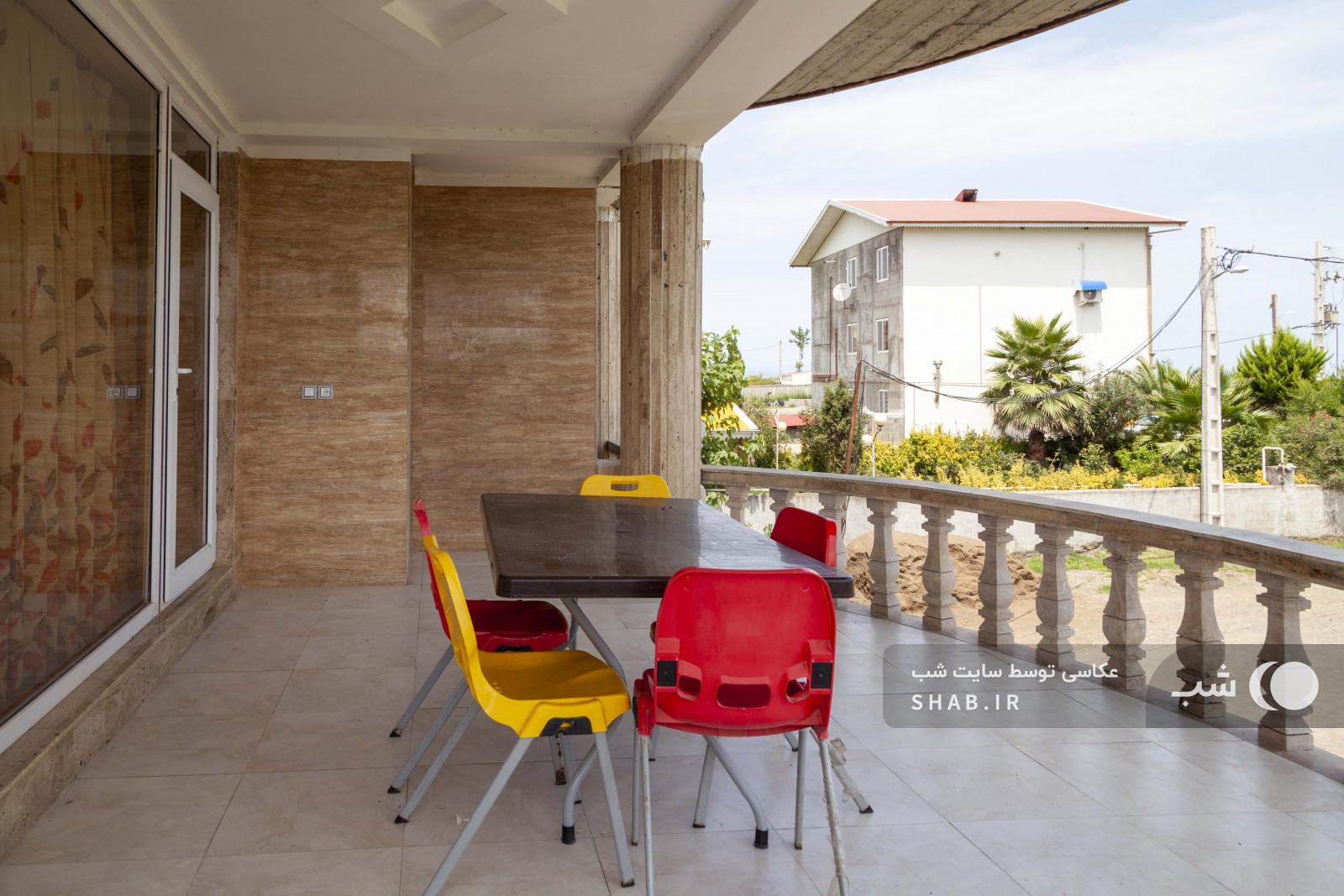 تراس و ویوی دریا تراس و ویوی دریا