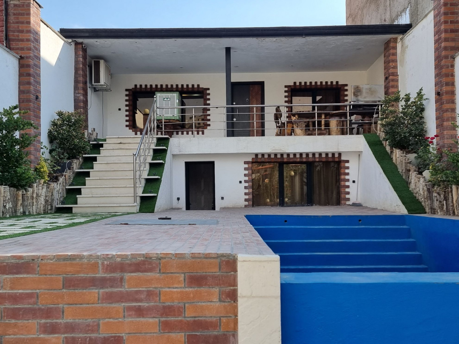 نمای بیرونی ساختمان نمای بیرونی ساختمان