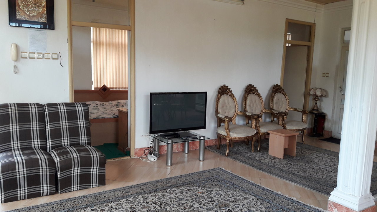 پذیرایی و خواب‌ها