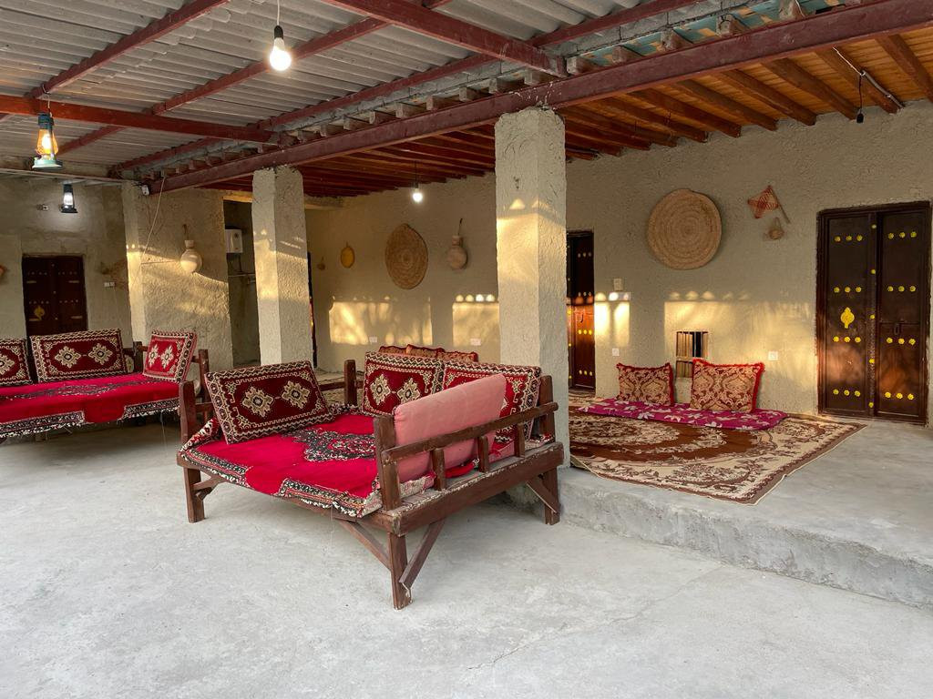 حیاط