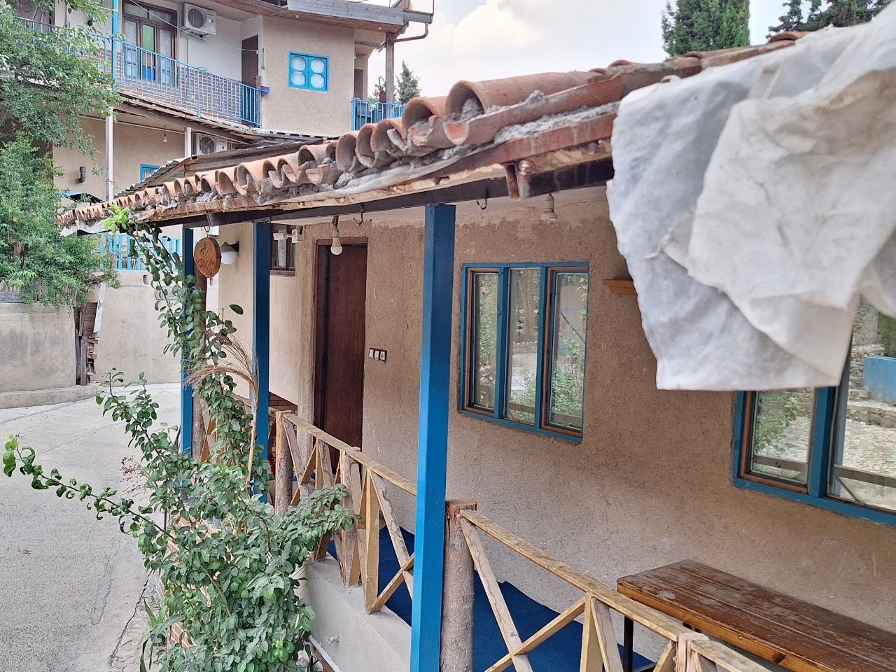 نمای بیرونی ساختمان