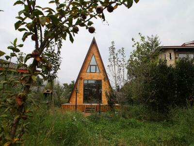 کلبه دوبلکس چوبی دربست