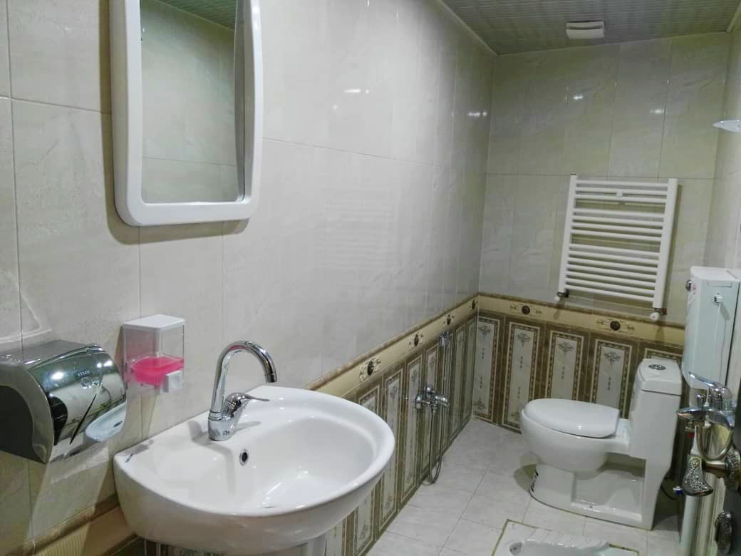 سرویس بهداشتی و حمام سرویس بهداشتی و حمام