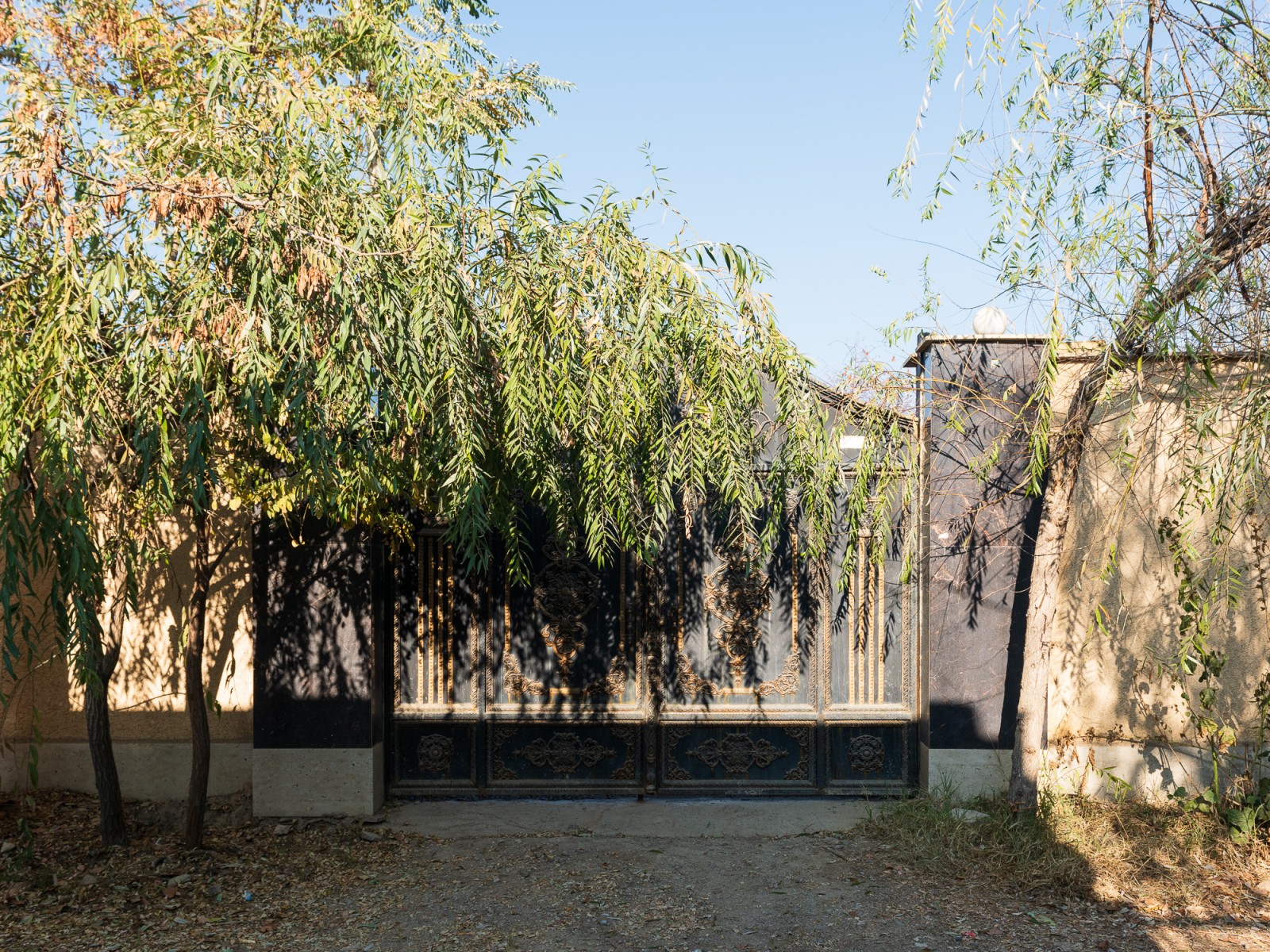 ورودی اقامتگاه ورودی اقامتگاه