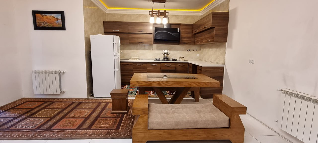 آشپزخانه و میز نهارخوری