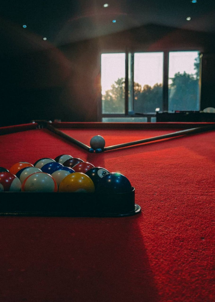میز بیلیارد میز بیلیارد