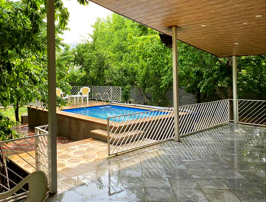 تراس و استخر