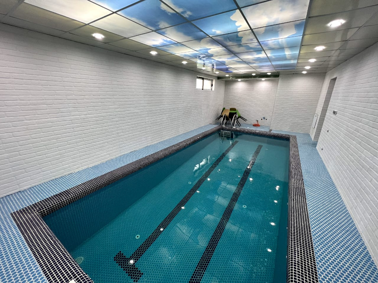 استخر استخر