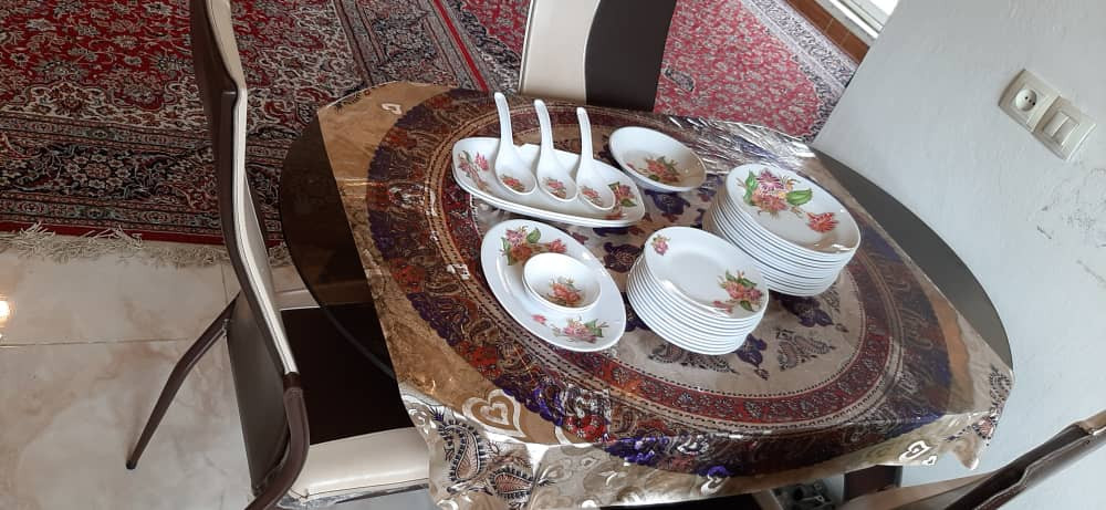 میز غذاخوری