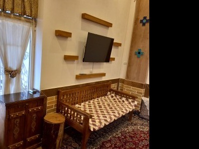 خانه باغ امید(قمصر)