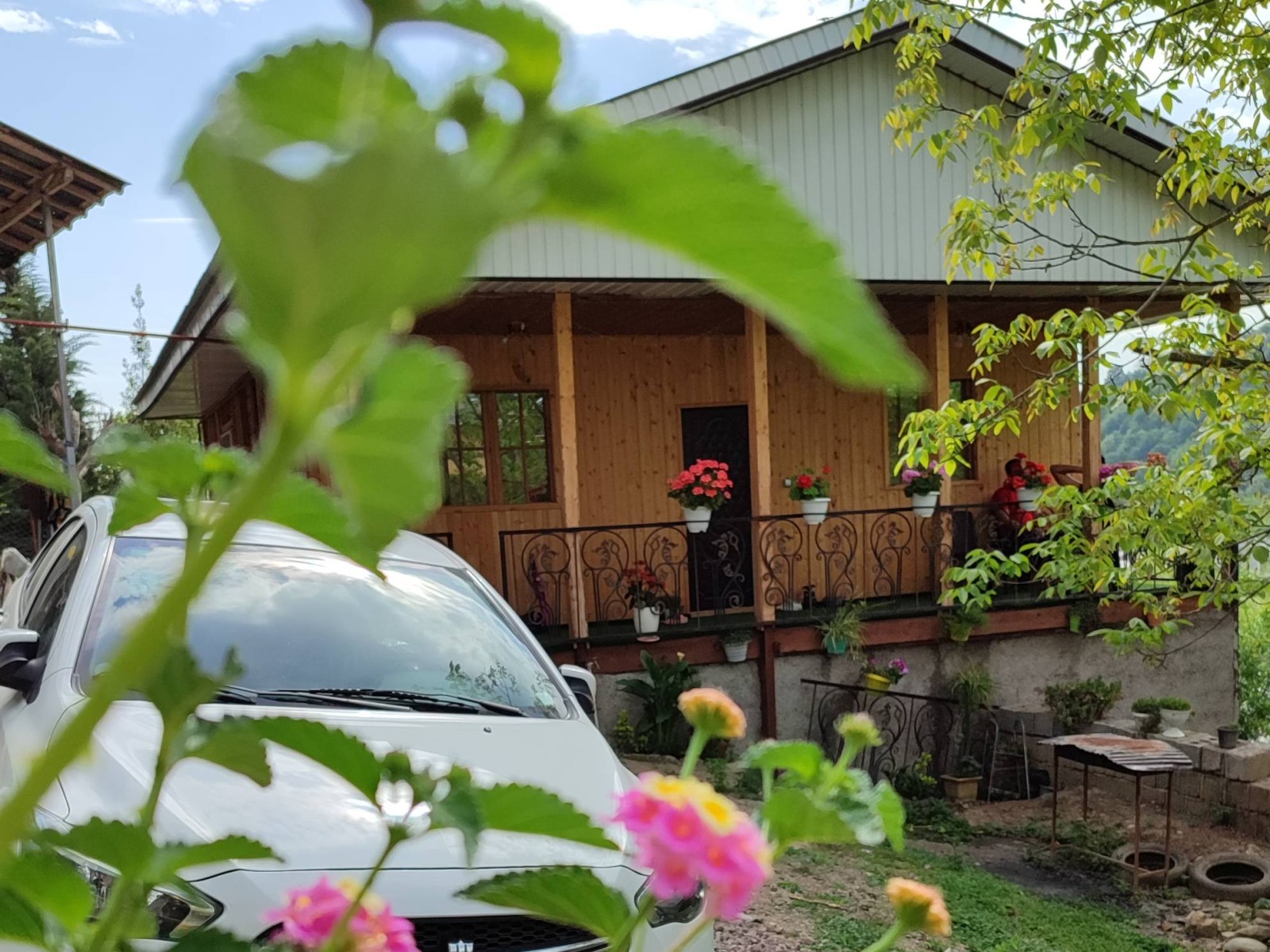 نمای بیرونی ساختمان