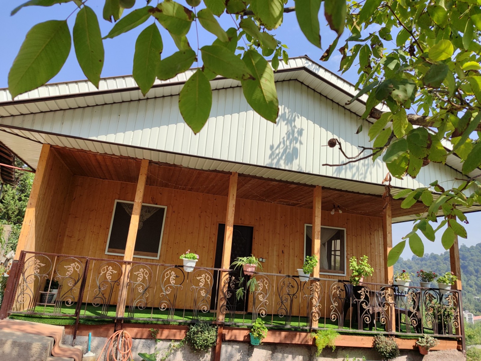 نمای بیرونی ساختمان