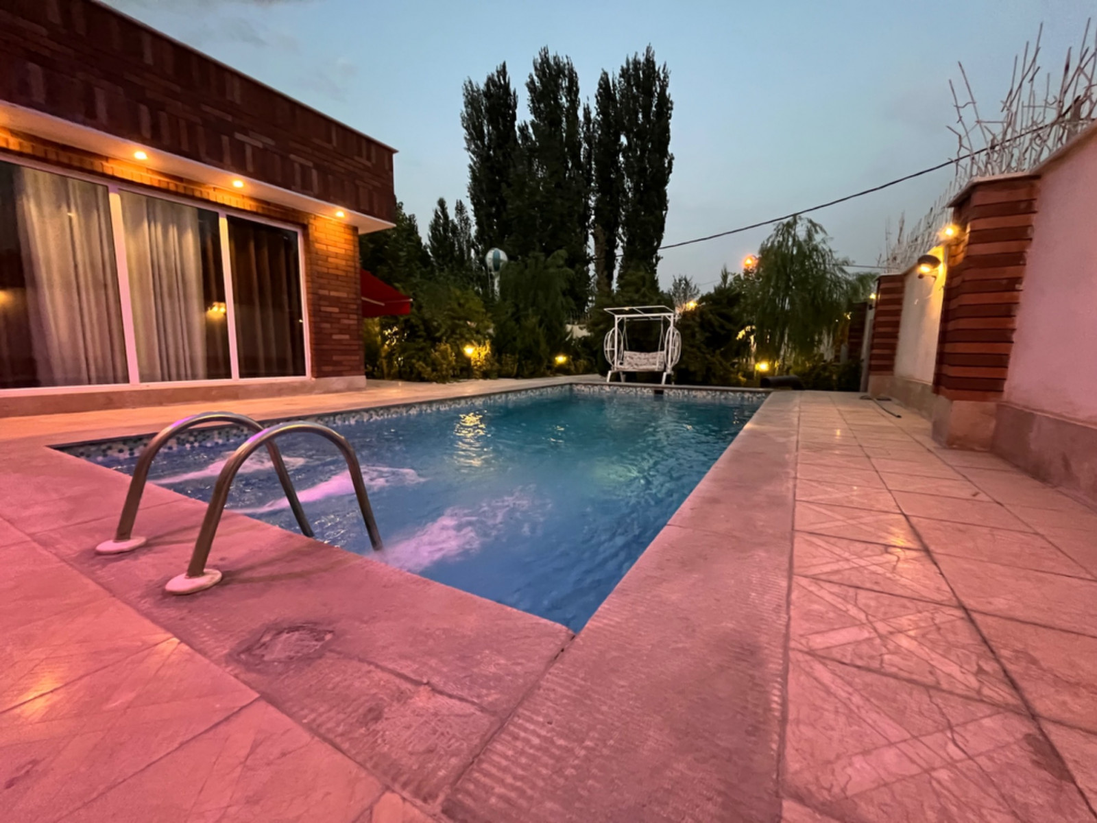 استخر استخر