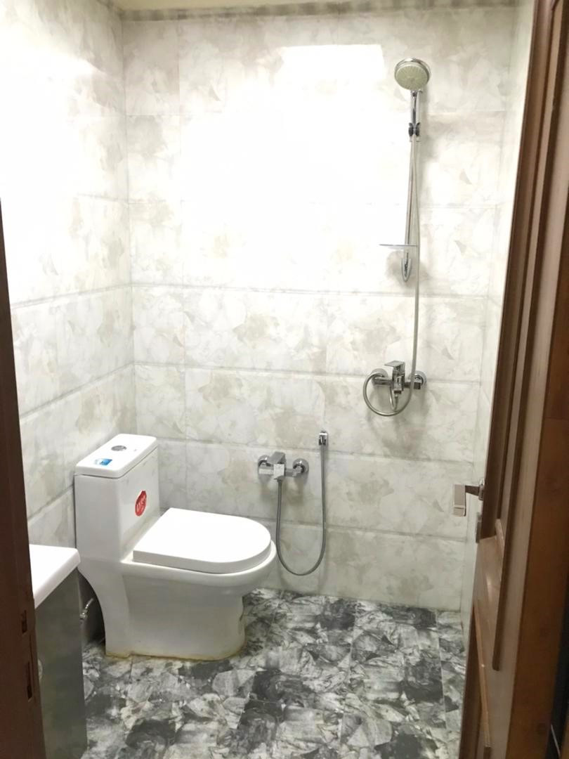 سرویس بهداشتی و حمام 