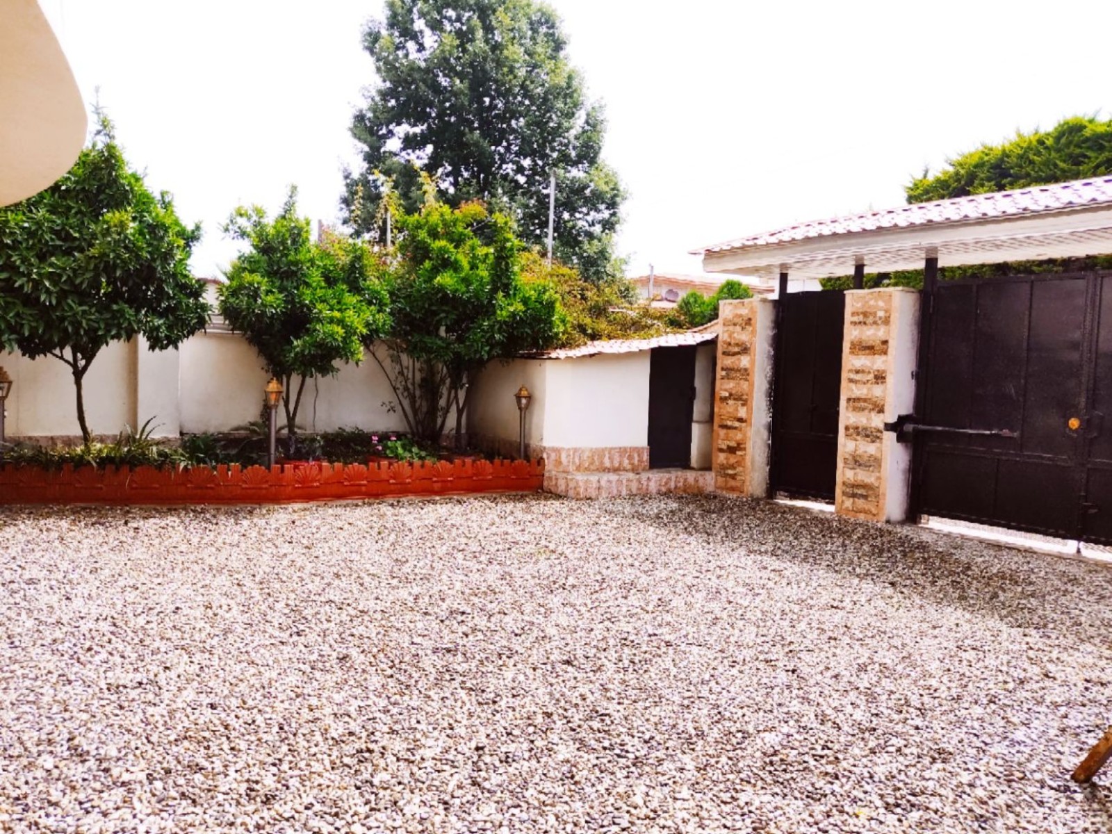 نمای بیرونی ساختمان نمای بیرونی ساختمان