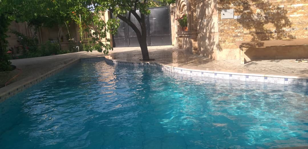 استخر استخر