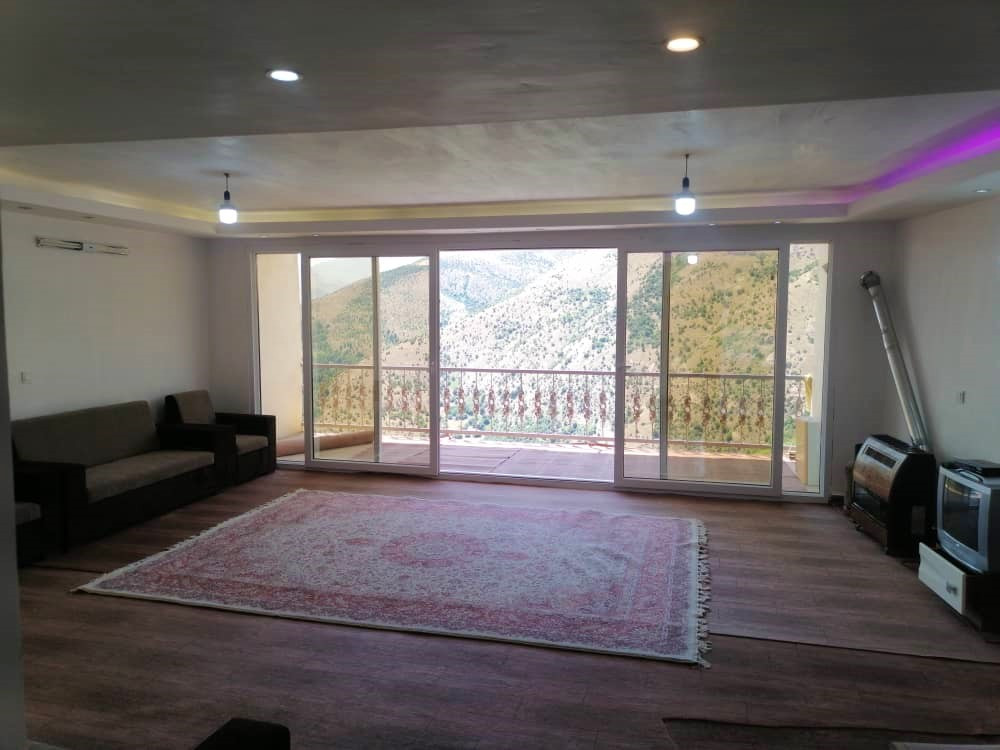 اتاق پذیرایی و تراس اتاق پذیرایی و تراس