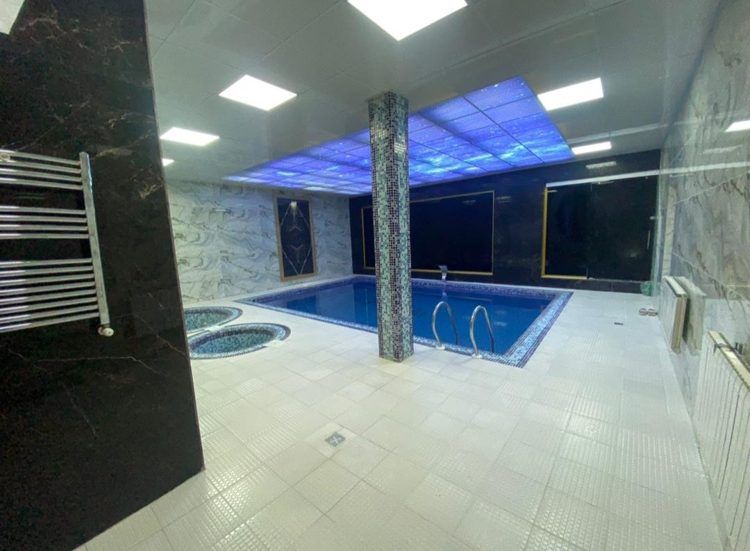 استخر سرپوشیده2