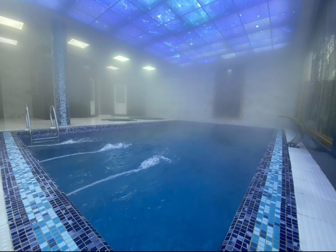 استخر سرپوشیده3