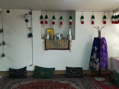 واحد سنتی چکاوک در شهر ونک